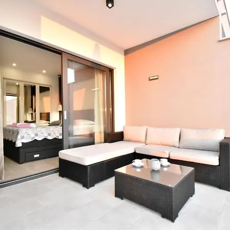 Holiday Zoran By Interhome * Makarska