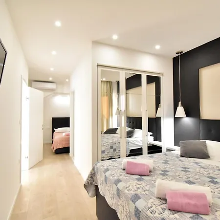 Holiday Zoran By Interhome Holiday home Makarska